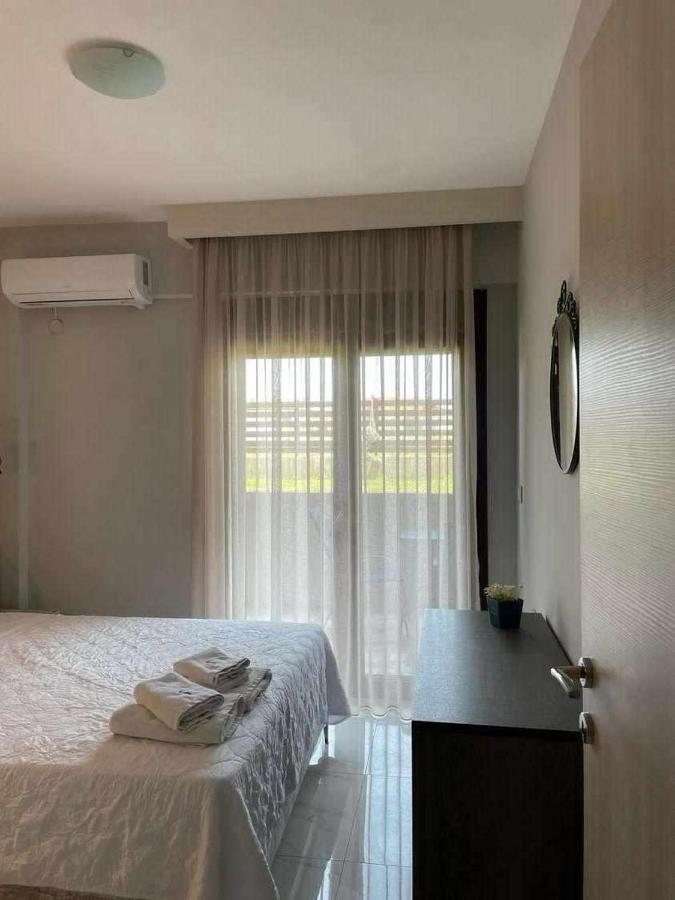 Sinodinos Deluxe Apartments Afytos Eksteriør bilde