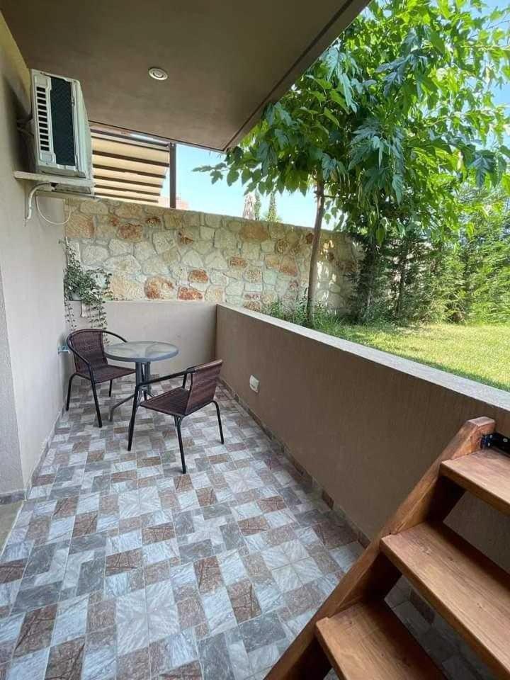 Sinodinos Deluxe Apartments Afytos Eksteriør bilde